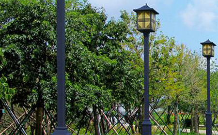 太阳能城西庭院灯价格为何差三倍?关键看这几点 太阳能城西庭院灯价格为何差三倍?关键看这几点